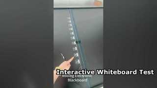 Test elektronicznej tablicy na kółkach