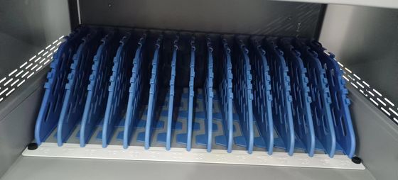 CE ładowanie AC Ładowanie DC i USB Typ-A Typ-C Składowanie skryt IPad Ładowanie wózka mobilna szafka ładowania z kółkami