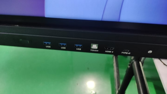 IBoard Factory Wholesale Interaktywny ekran dotykowy Monitor 2mm Dokładność 15W*2 lub 20W*2 Głośniki I Projekcja ekranu bezprzewodowego Interaktywna tablica