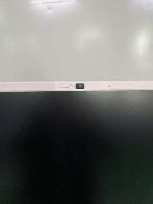 32-calowy przenośny Smart TV z mobilnym ekranem dotykowym, bezprzewodowy Android TV na kółkach