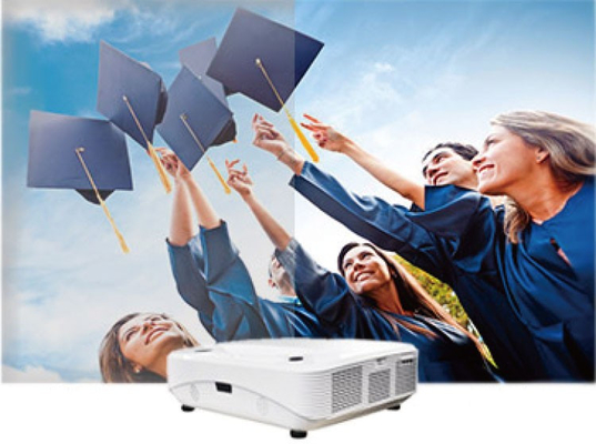 Projektor laserowy iBoard Ultra Short Throw 4K 3600lm do domu i edukacji